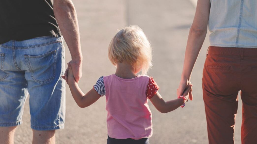 kid and parents