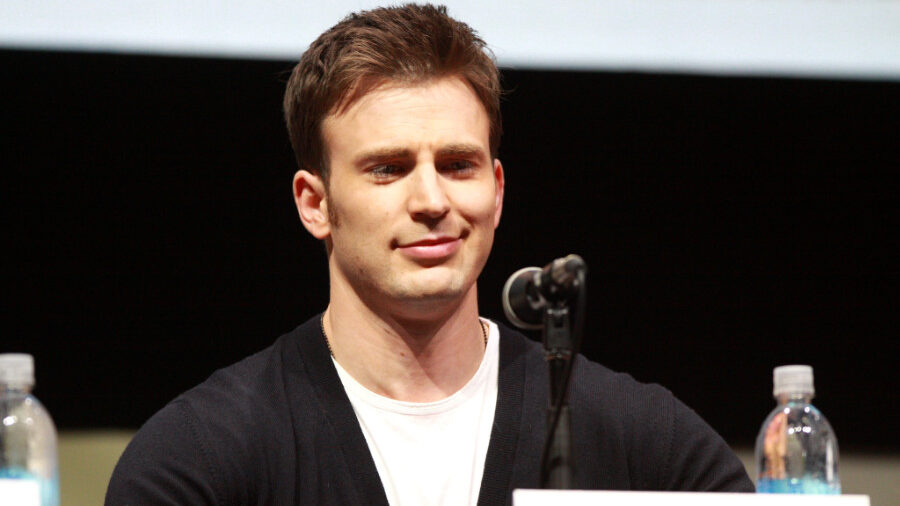 Chris Evans speaking at the 2013 San Diego Comic Con International