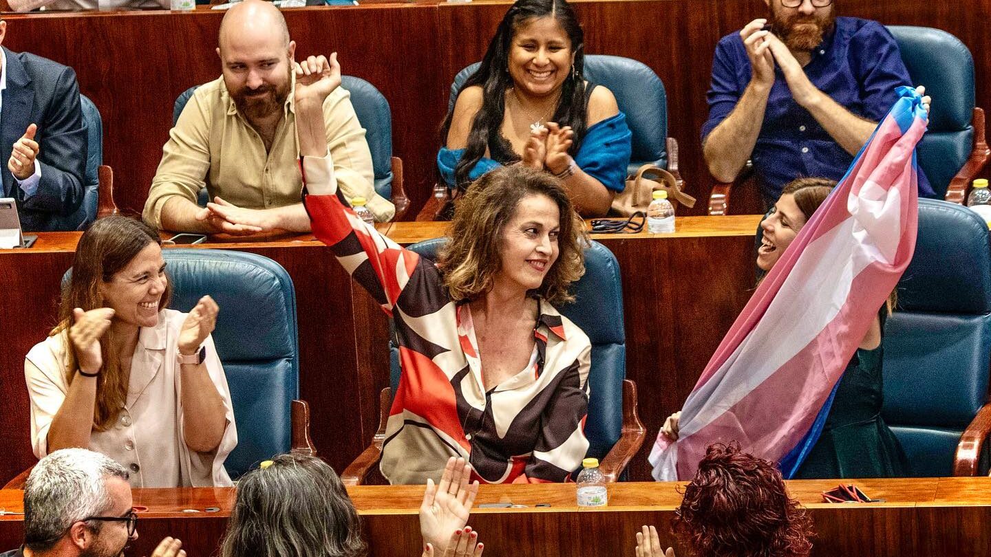 Carla Antonelli à l'Assemblée de Madrid